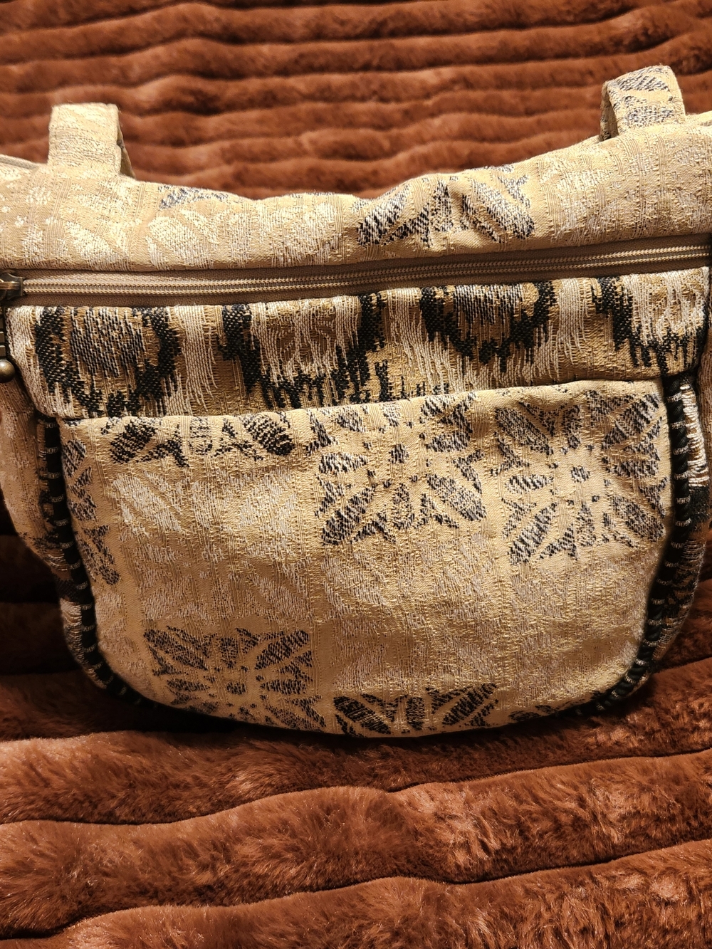 Textured Beige Floral-Pattern Shoulder Bag